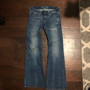 American Eagle AE hipster distressed jeans size 2
